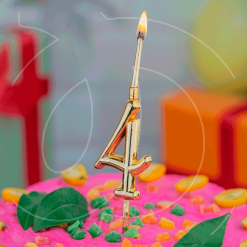 Свеча декоративная Цифра "4" Золотая 