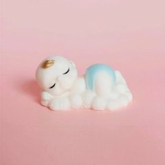 Фигурка из шоколадной глазури «Младенец в голубых трусиках» ФГ128 (голубой)